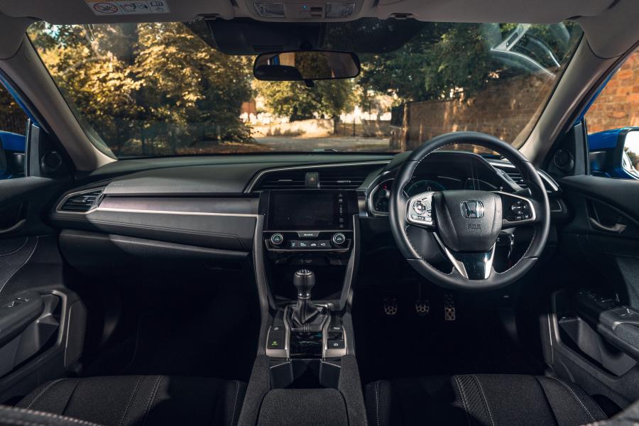 Торпедо Honda Civic Sedan (FC) 2018 года  (UK) (фото 82 из 94)